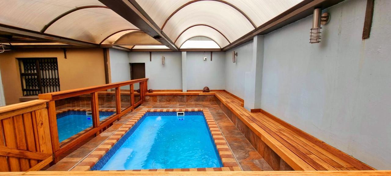 Asda Guesthouse Mogwase 外观 照片
