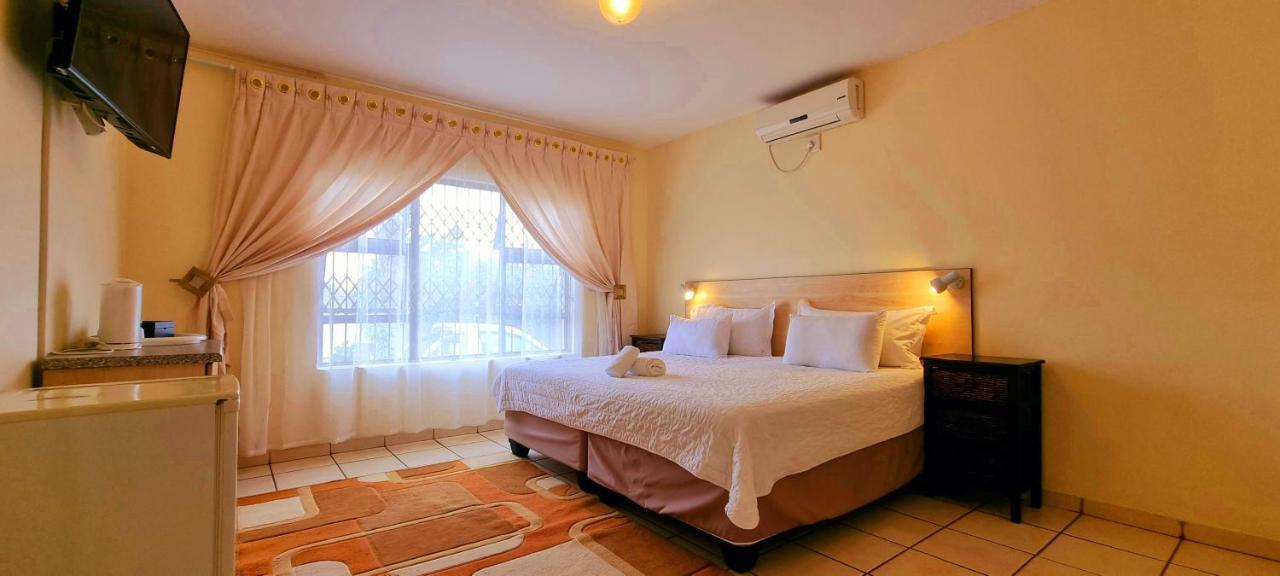 Asda Guesthouse Mogwase 外观 照片